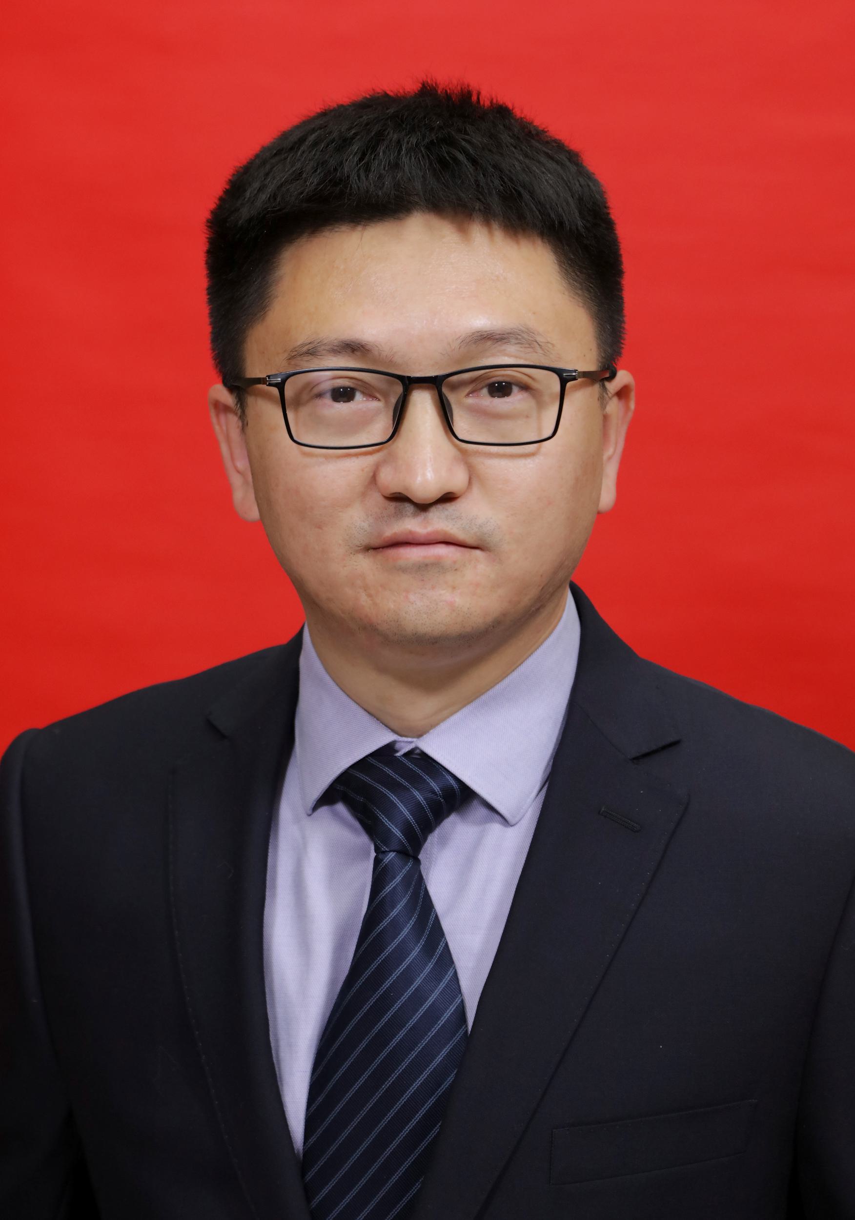 王文乾.jpg