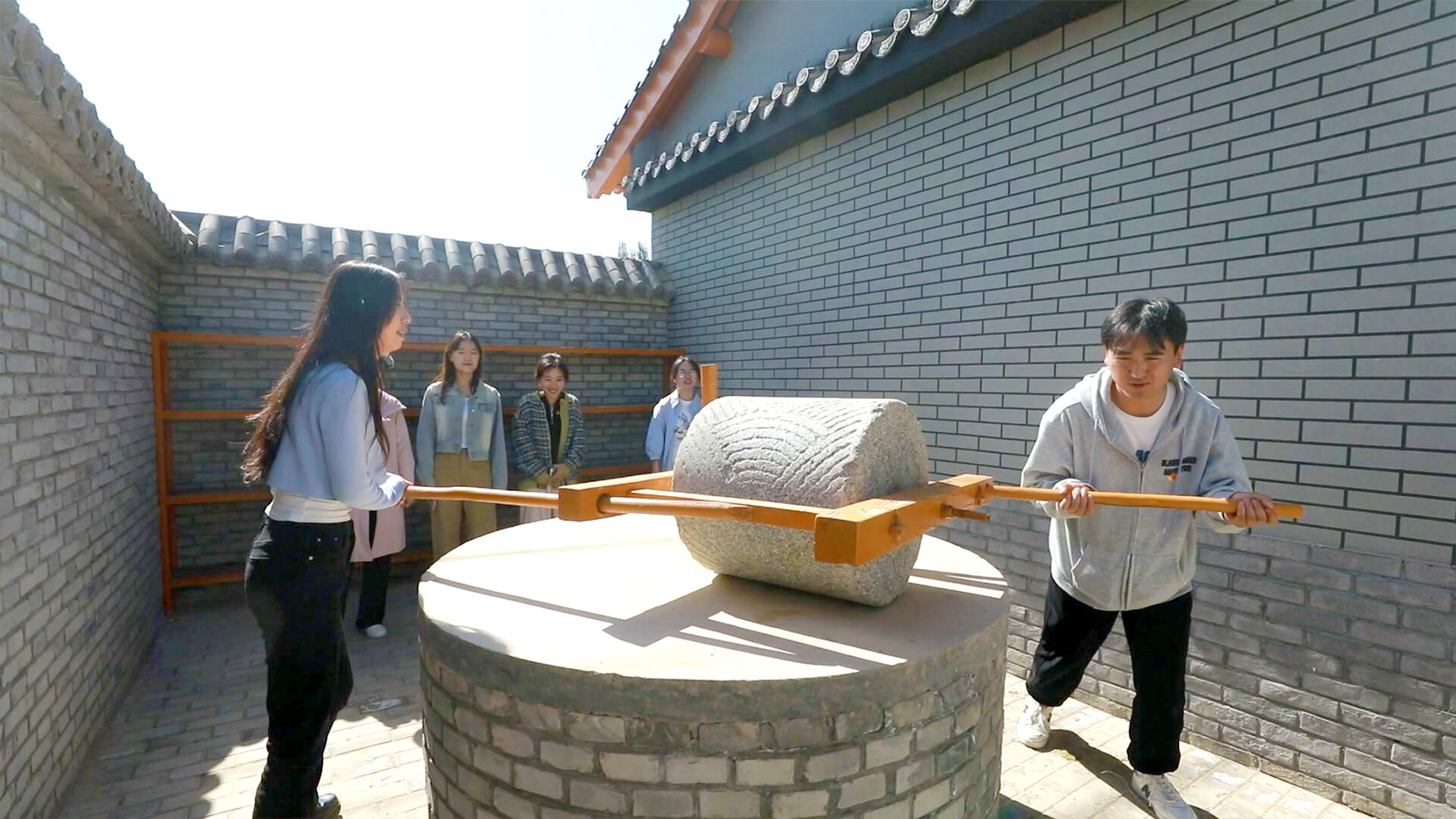 恩和镇沙滩村红色旅游区获评国家AAA级景区 (25)1.jpg