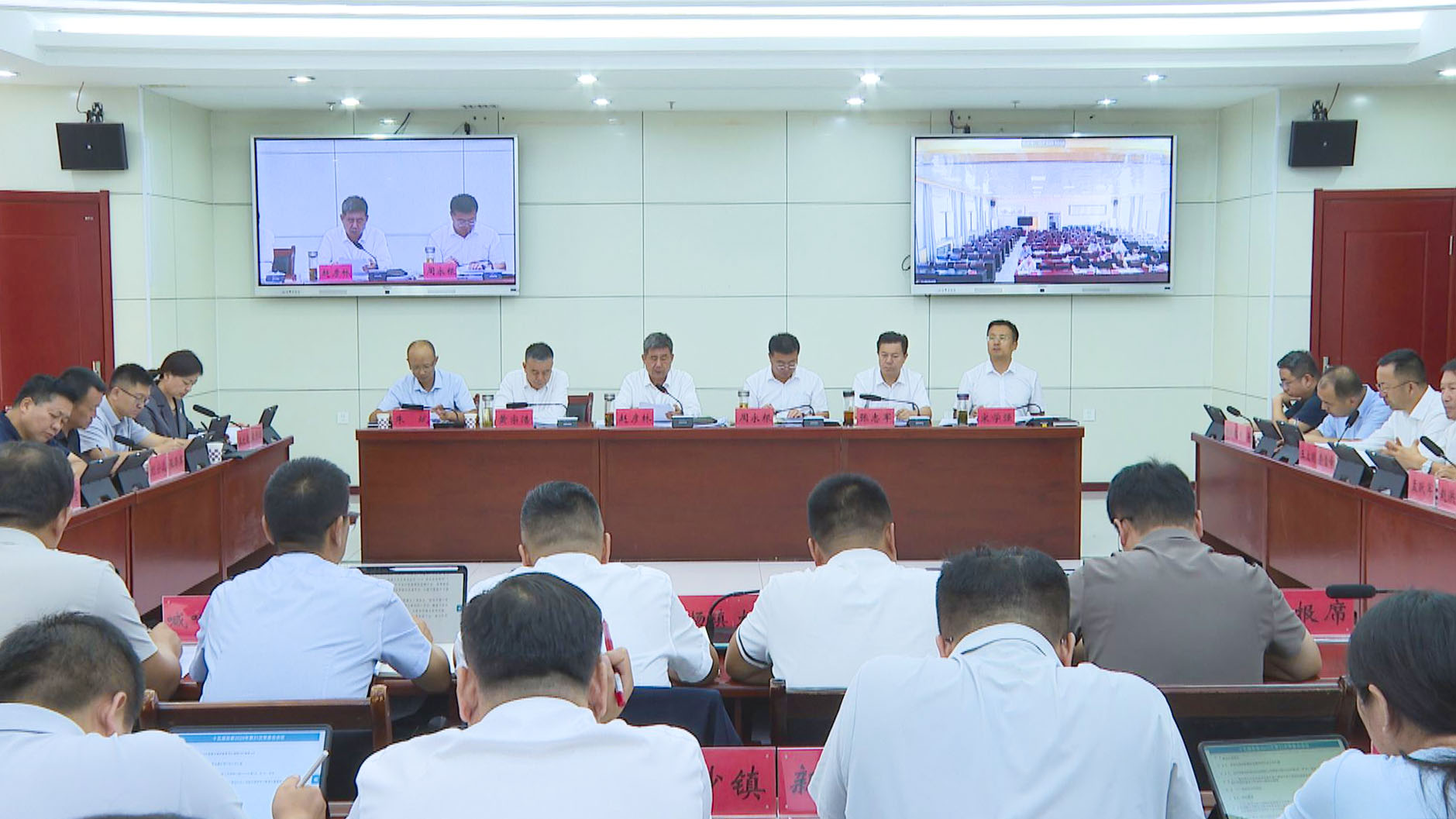 县委党的建设和反腐败工作领导小组2025年第5次（扩大）会议召开 (1)1.jpg