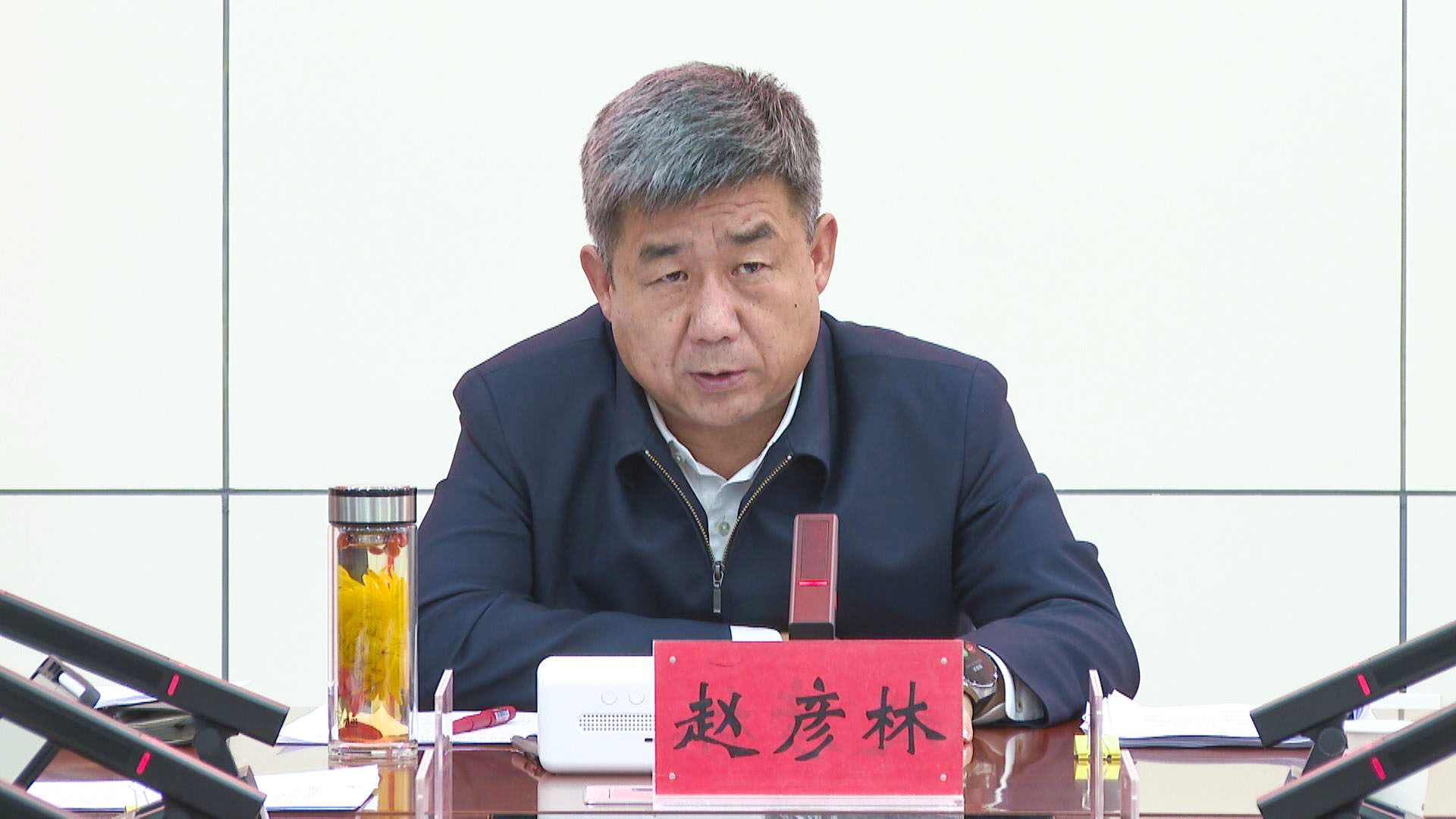 县委理论学习中心组2025年第11次学习会 (3)1.jpg