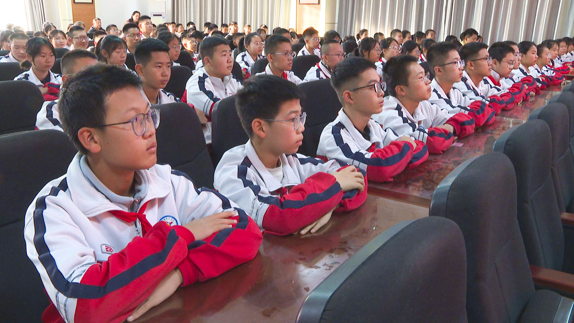 中宁县2025年“护航杞苗”项目暨“霞满杞乡”银龄宣讲团启动 (16)1.jpg 中宁县2025年“护航杞苗”项目暨“霞满杞乡”银龄宣讲团启动 (16)1.jpg