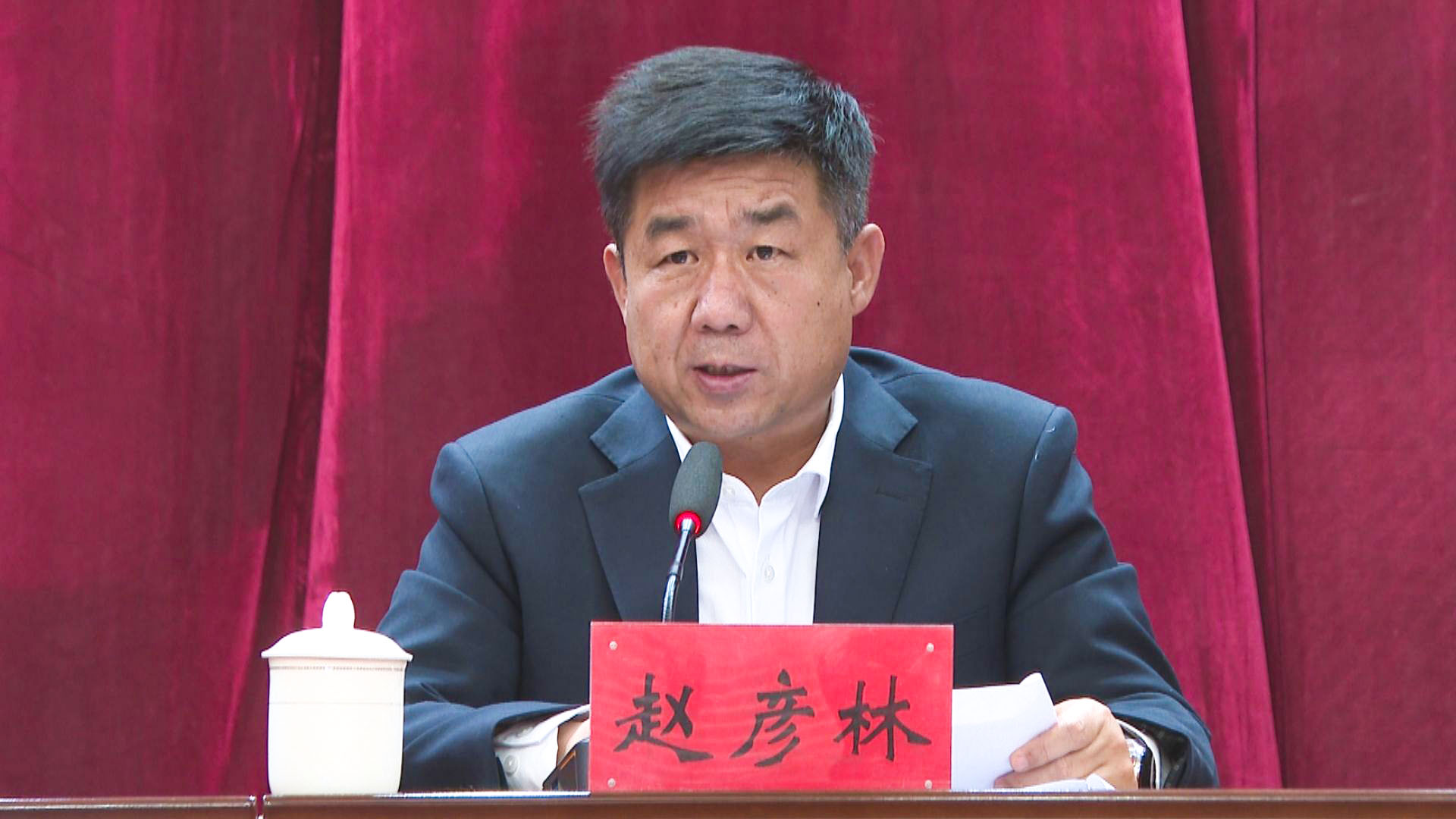 县委理论学习中心组第13次 (5)1.jpg