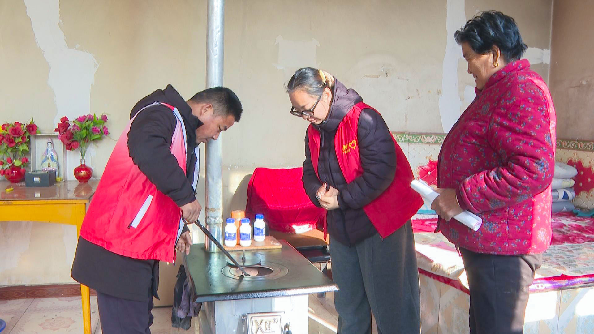 刘营村:“小新帮办员” 进农家 (6)2.jpg 刘营村:“小新帮办员” 进农家 (6)2.jpg