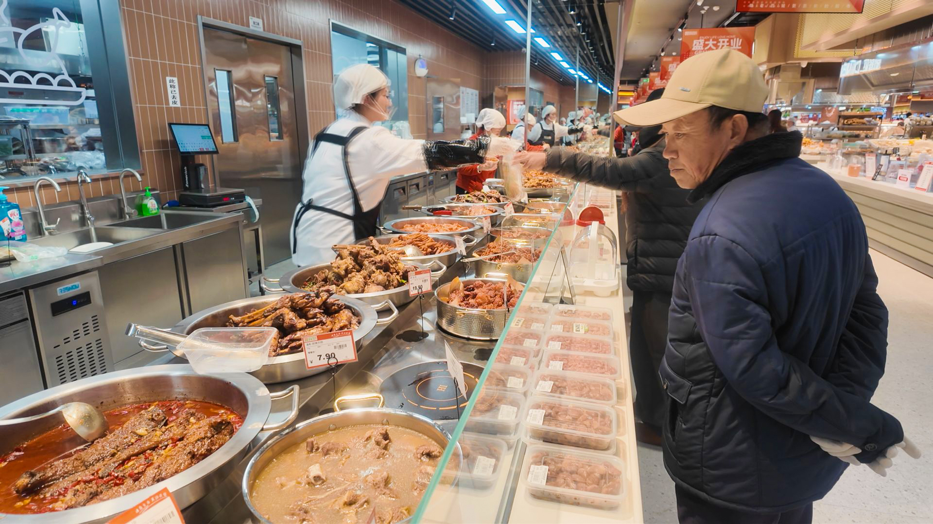 中宁县首家“胖改店”迎来“开门红” (8)1.jpg 中宁县首家“胖改店”迎来“开门红” (8)1.jpg