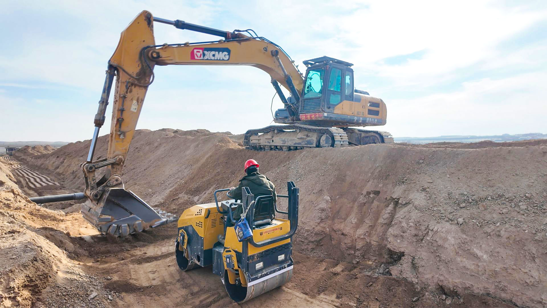 喊叫水中型灌区改造工程迎“寒”而上保春灌 (23)1.jpg