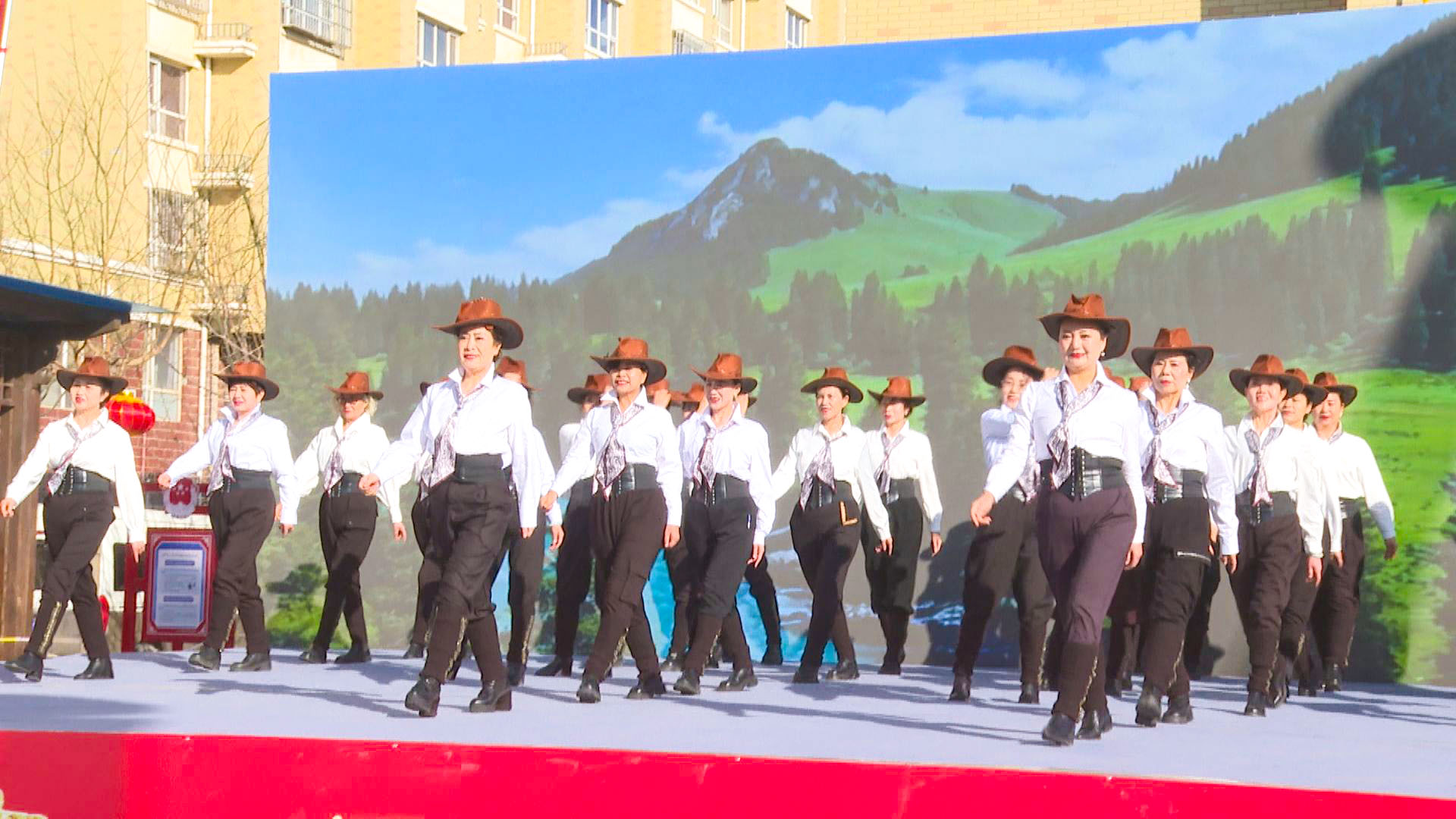 “冬暖杞乡·欢歌殷庄”全区冬季“村晚” (41)1.jpg