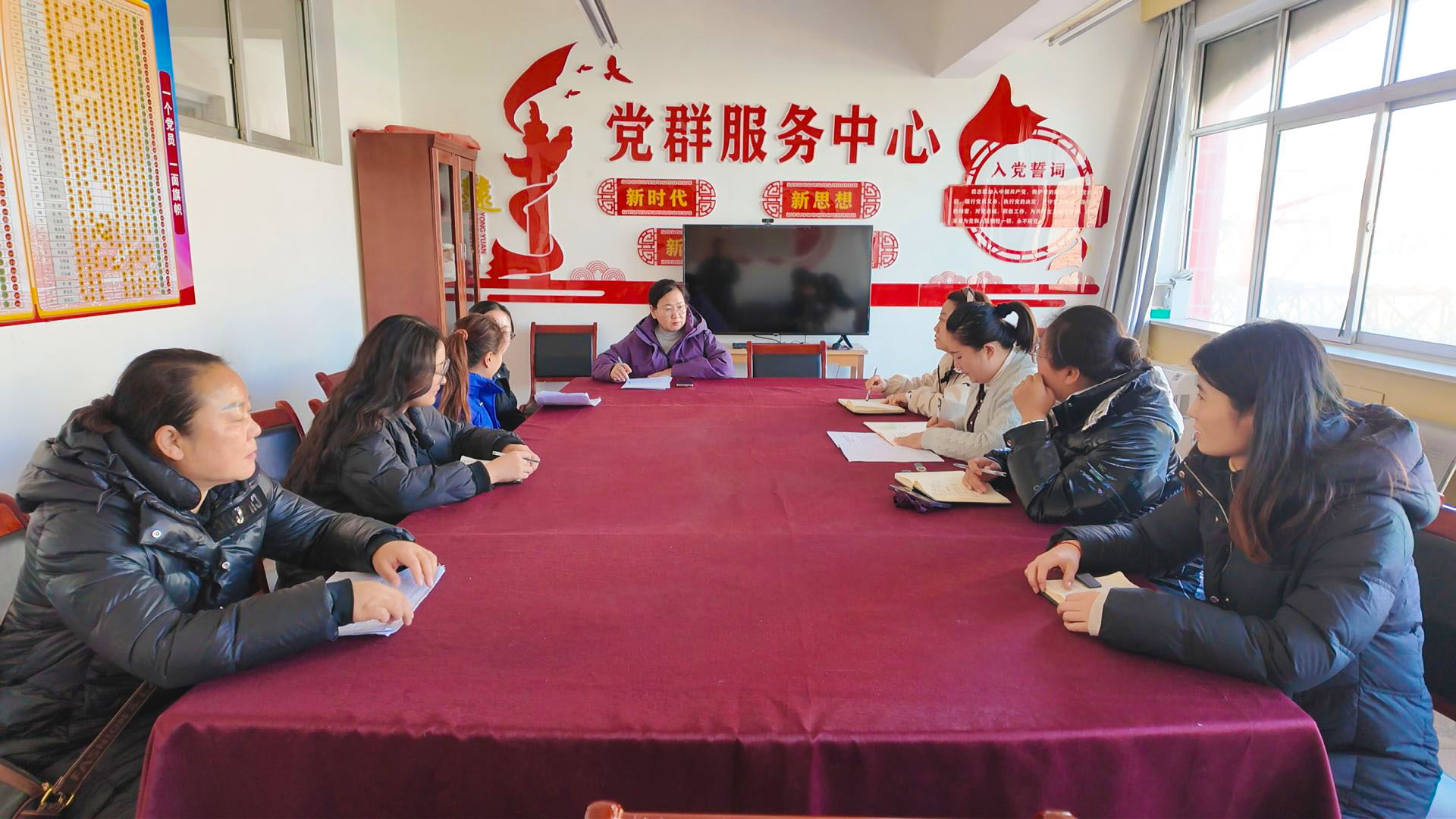 邓慧芝：用心履职 情系民生 (22)1.jpg