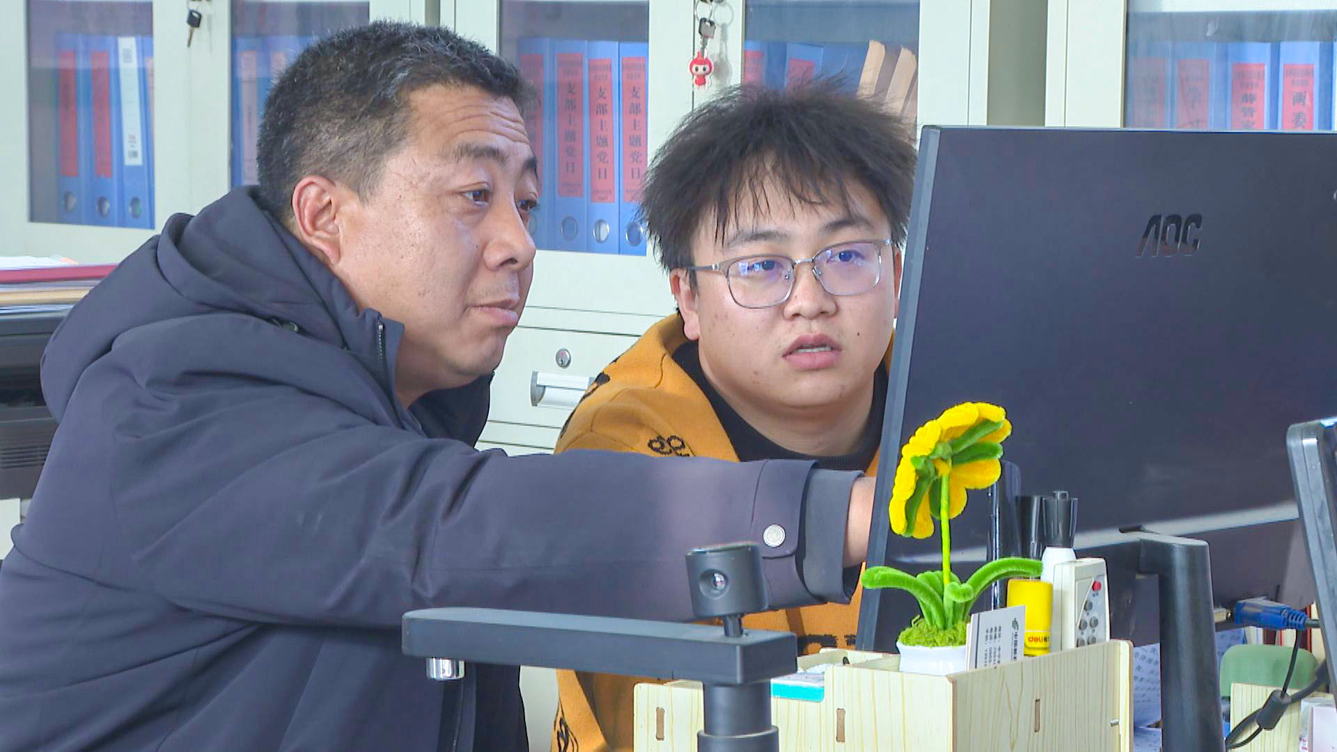 王晓刚：双肩担使命 实干暖民心 (11)2.jpg