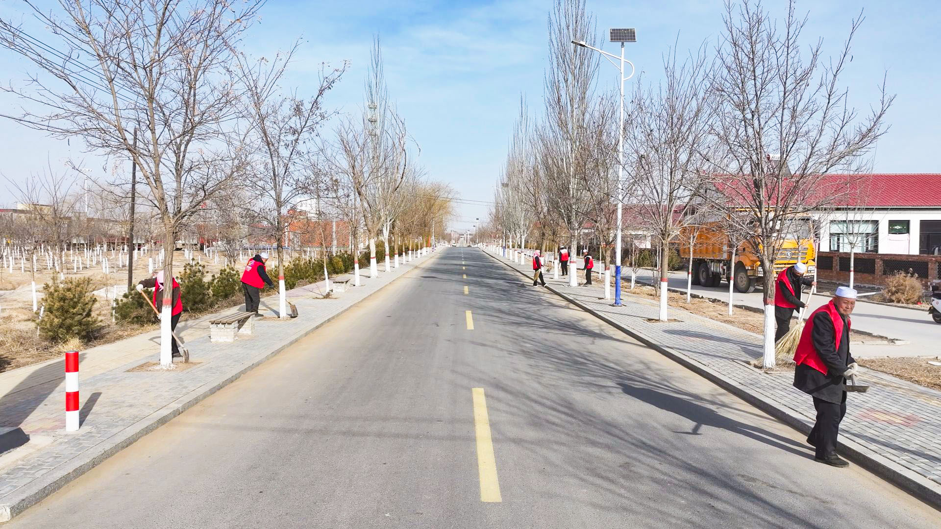 徐套乡：干群携手扮靓家园 环境整治再添新彩 (3)1.jpg