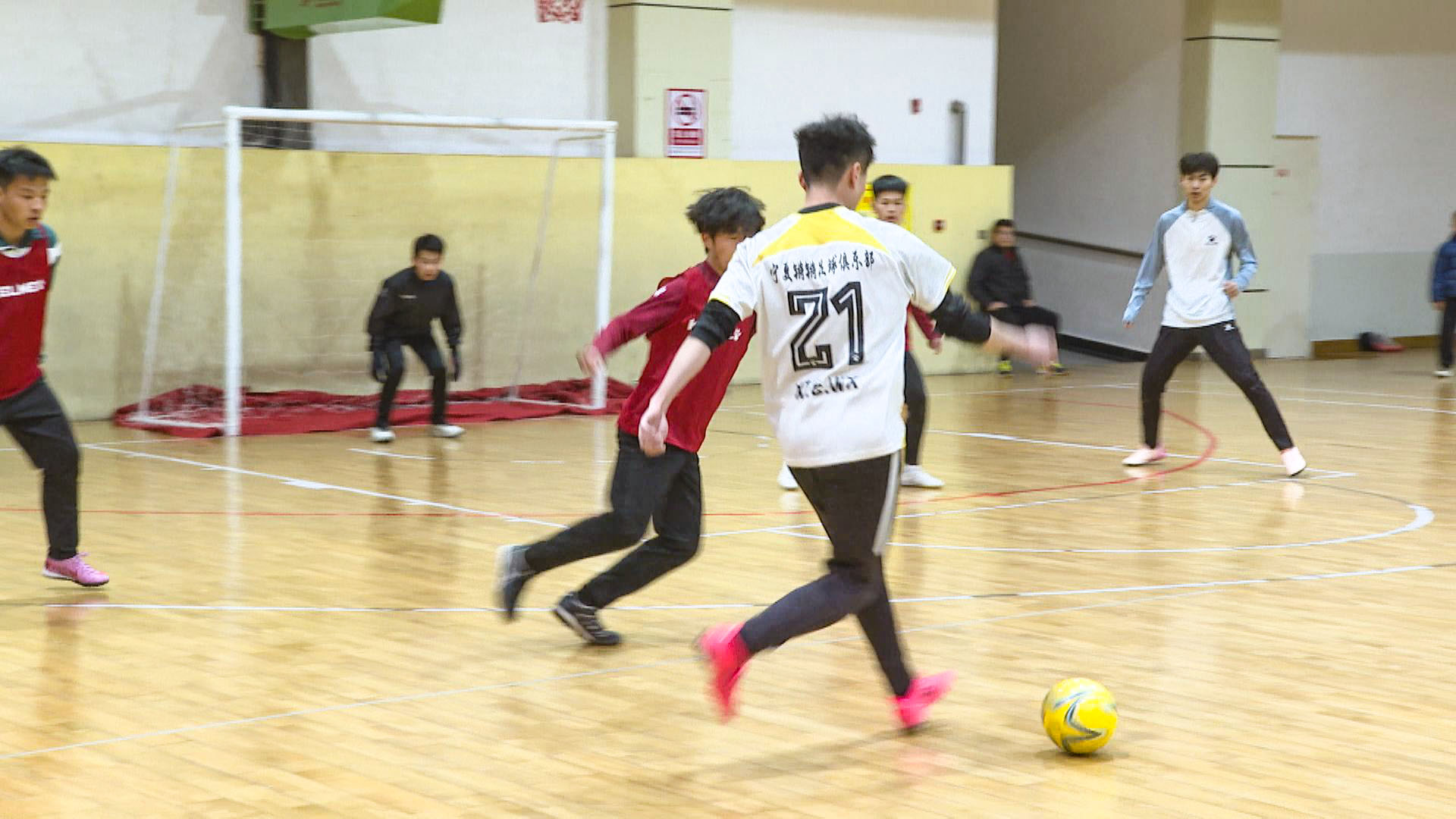 我县举办2026年“全民健身大拜年”暨宁夏中宁县第六届室内五人制足球挑战赛 (6)1.jpg