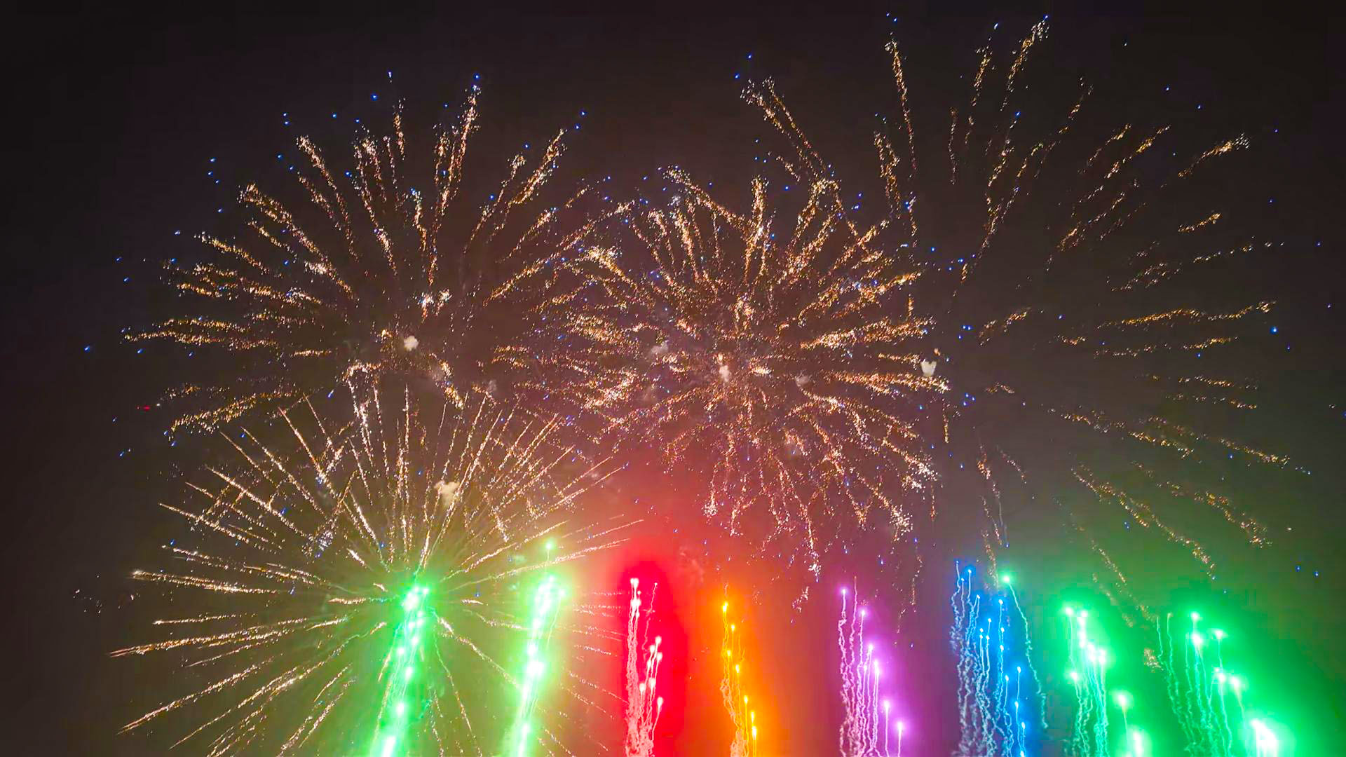 流光溢彩贺新春 璀璨烟花耀杞乡 (14)1.jpg 流光溢彩贺新春 璀璨烟花耀杞乡 (14)1.jpg