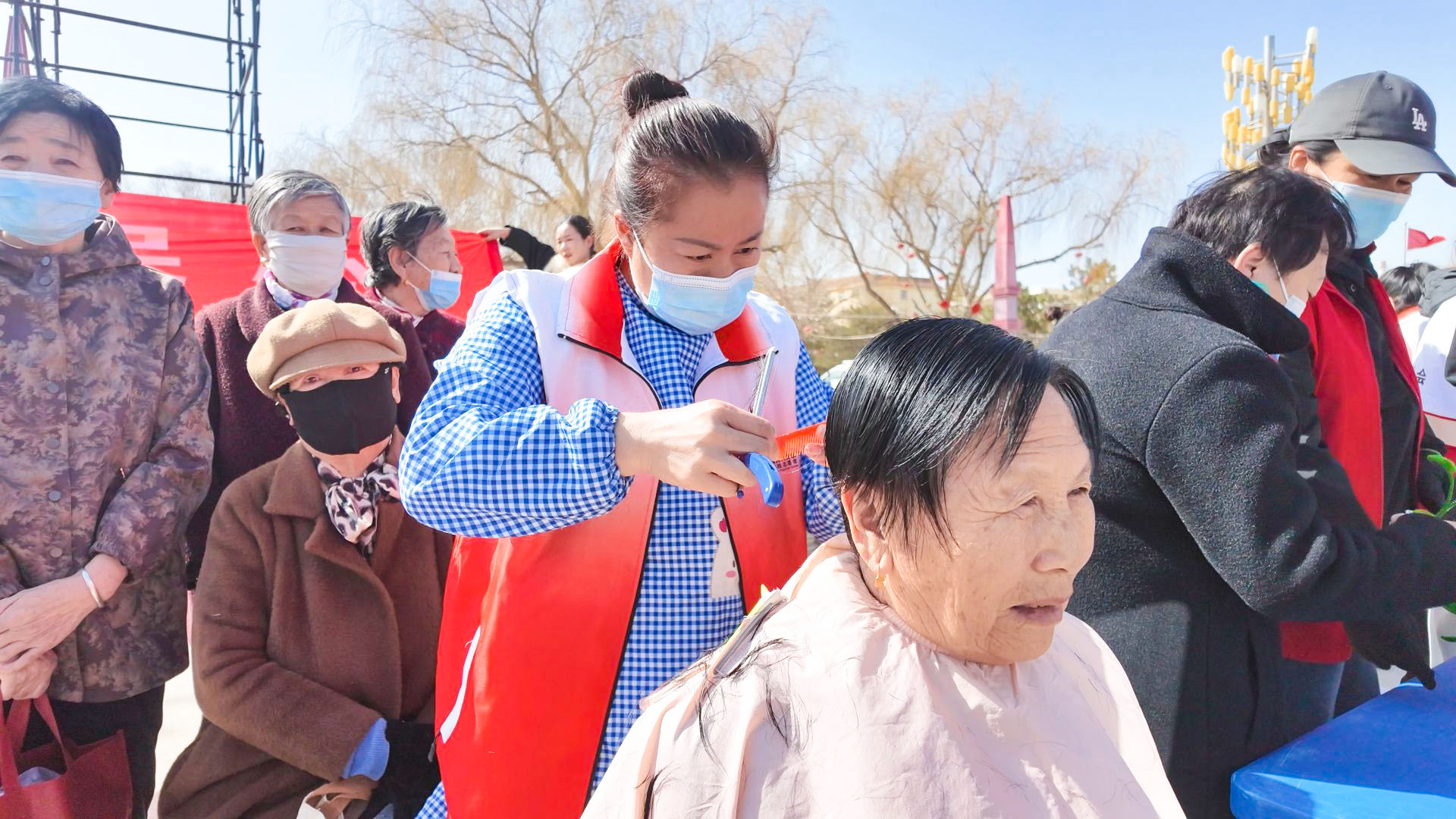 中宁县“3·5”学雷锋纪念日主题志愿服务活动启动 (14)1.jpg