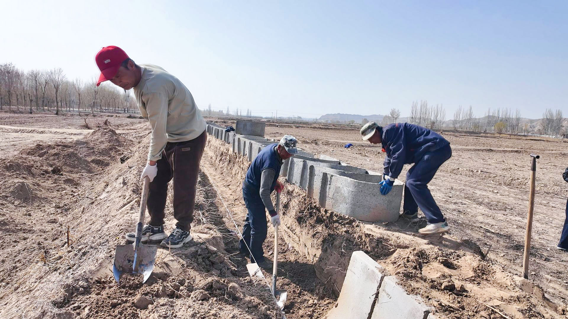 余丁乡：“一村一年一事” (5)1.jpg