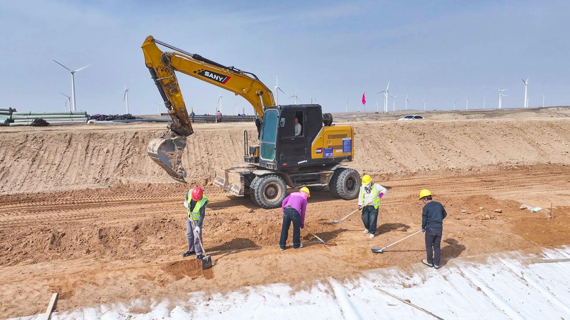 鸣沙镇彭家大疙瘩枸杞供水工程（二期）加速推进  可有效解决8000多亩枸杞供水难题 (7)1.jpg
