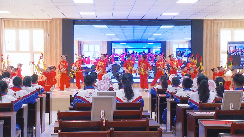 非遗润童心 云端共成长 闽宁桂三地少年手拉手同上一堂思政课1.jpg 非遗润童心 云端共成长 闽宁桂三地少年手拉手同上一堂思政课1.jpg