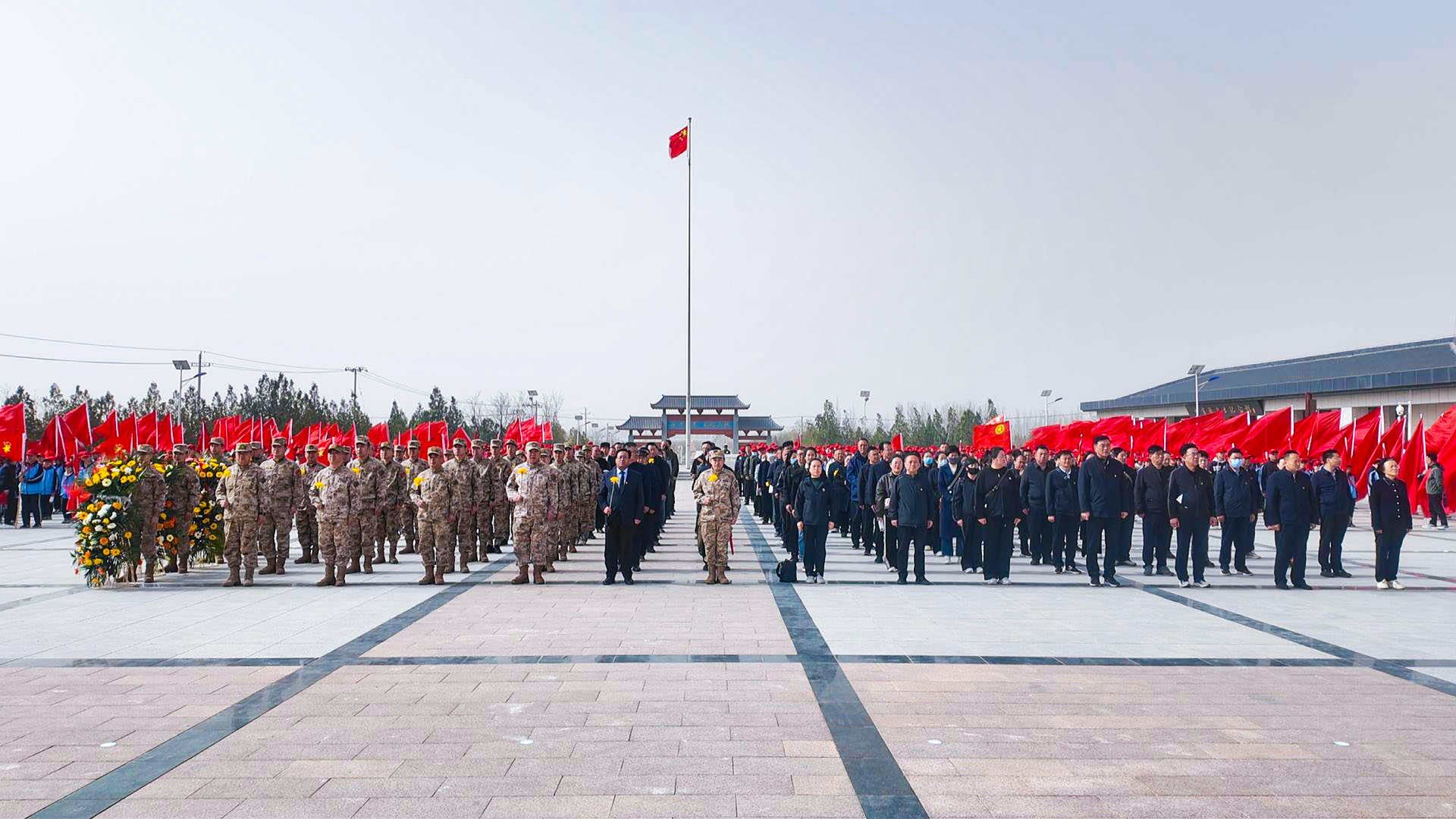 祭奠烈士英灵 传承红色基因 (2)1.jpg