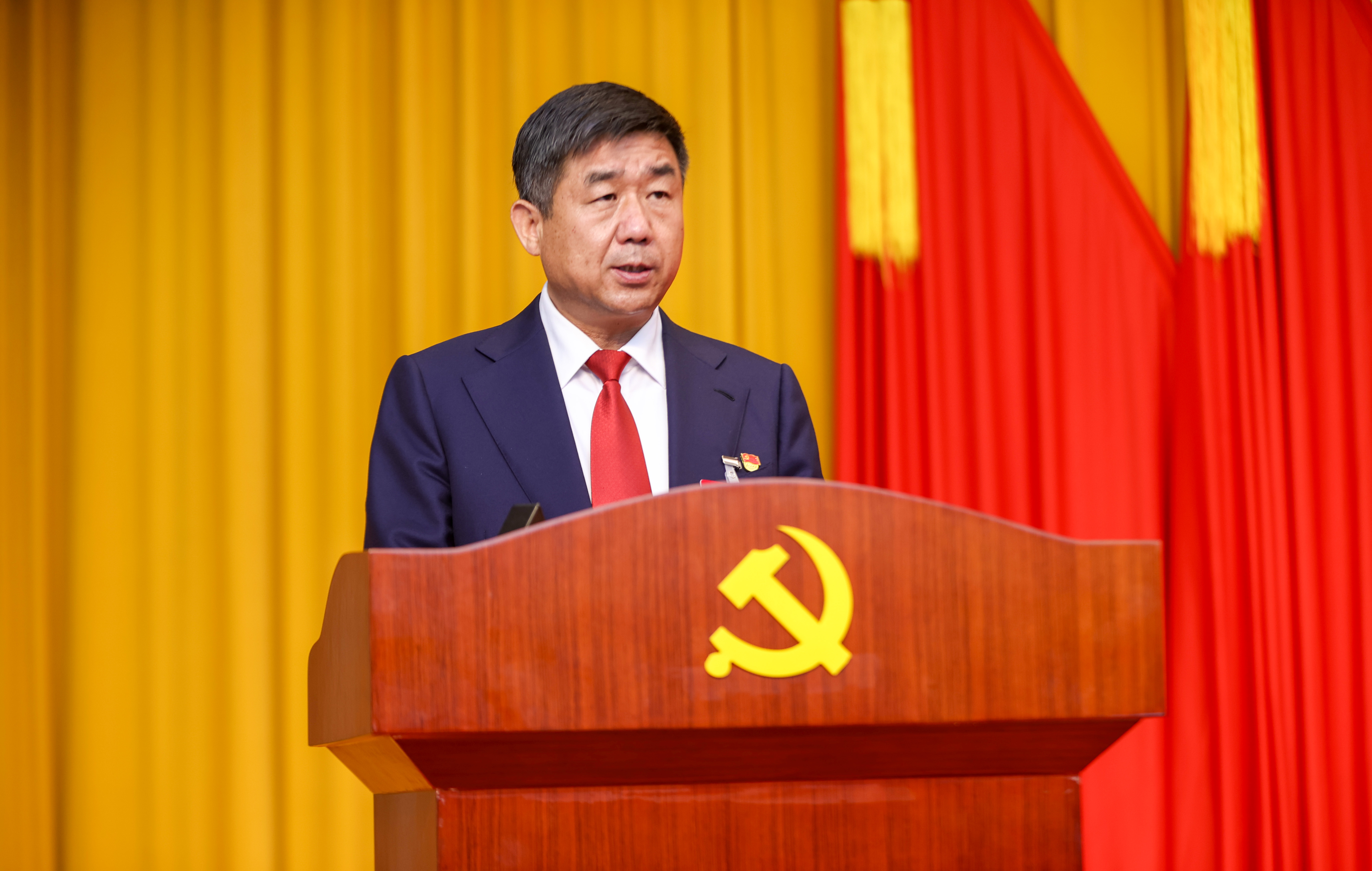 新一届常委班子见面1.jpg 新一届常委班子见面1.jpg