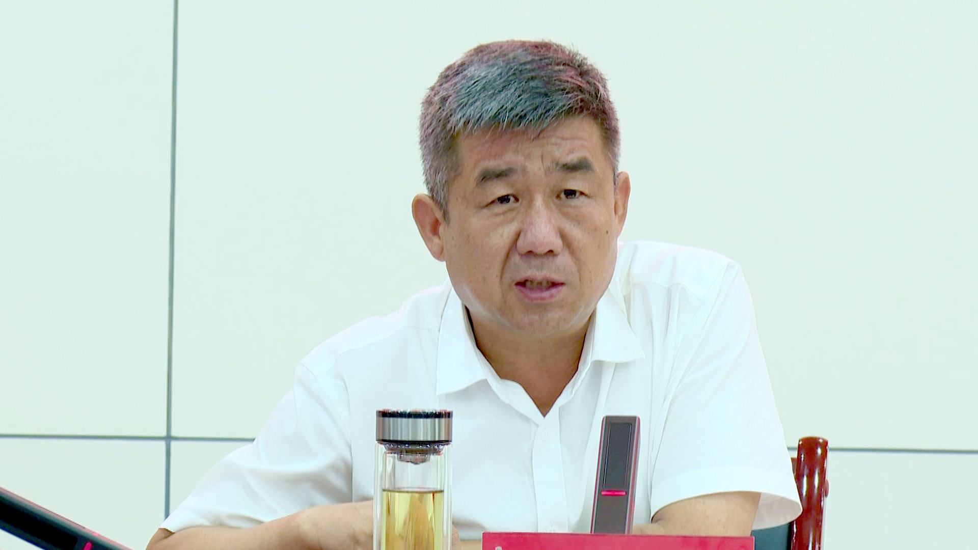 中宁县召开“改作风、谋发展、争先进”专项行动暨重点项目建设推进会 (3)ok.jpg