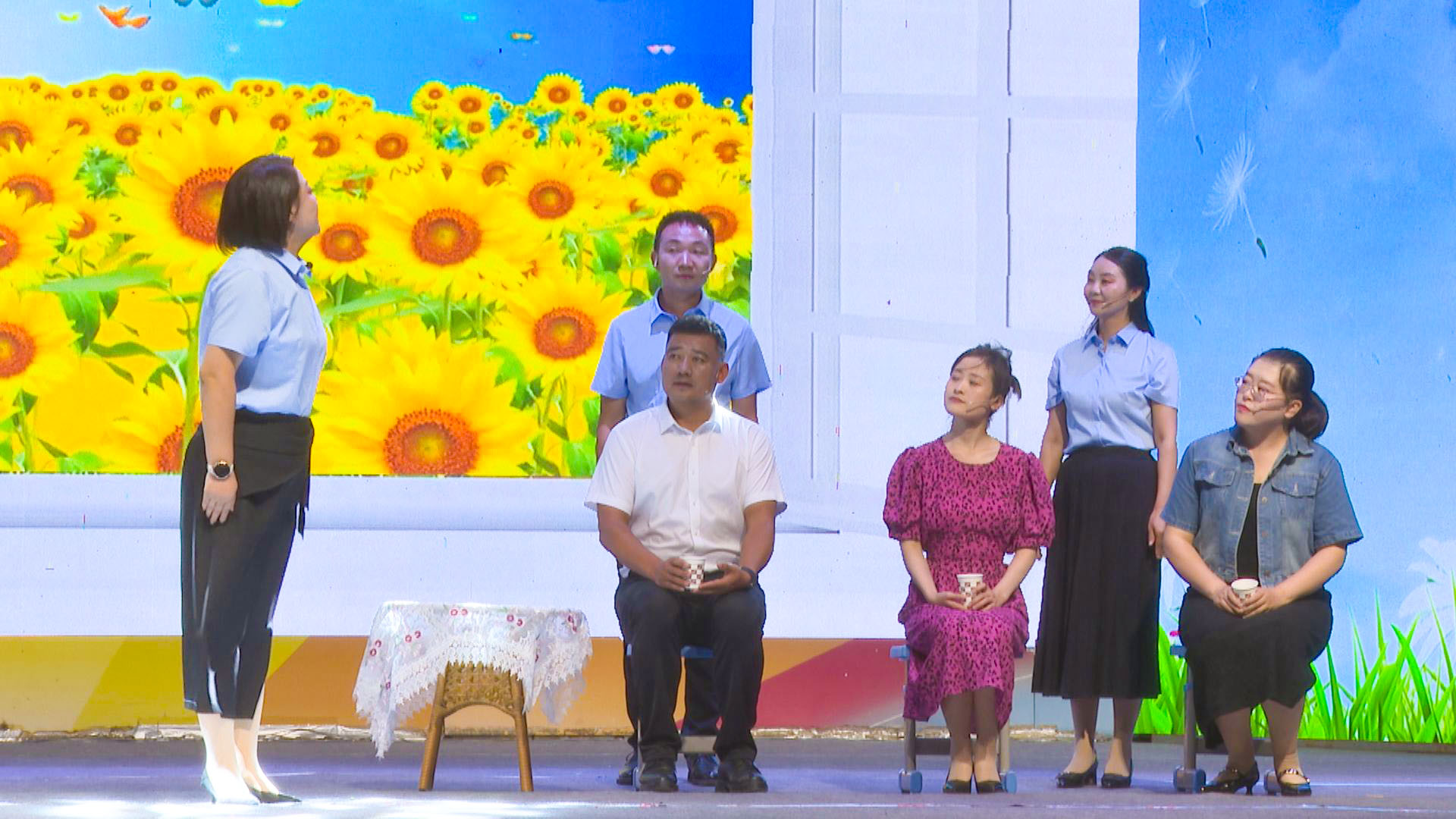 中宁县举行庆祝第41个教师节专场文艺演出 (7)1.jpg