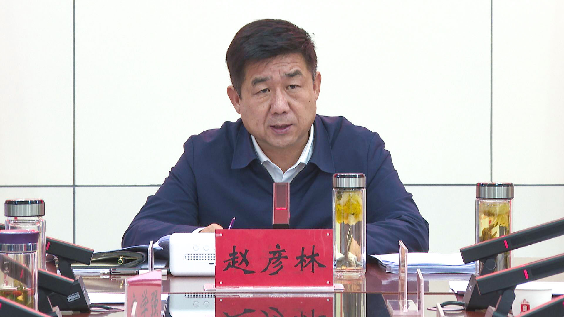 十五届县委召开2025年第44次常委会会议 (1)11.jpg 十五届县委召开2025年第44次常委会会议 (1)11.jpg