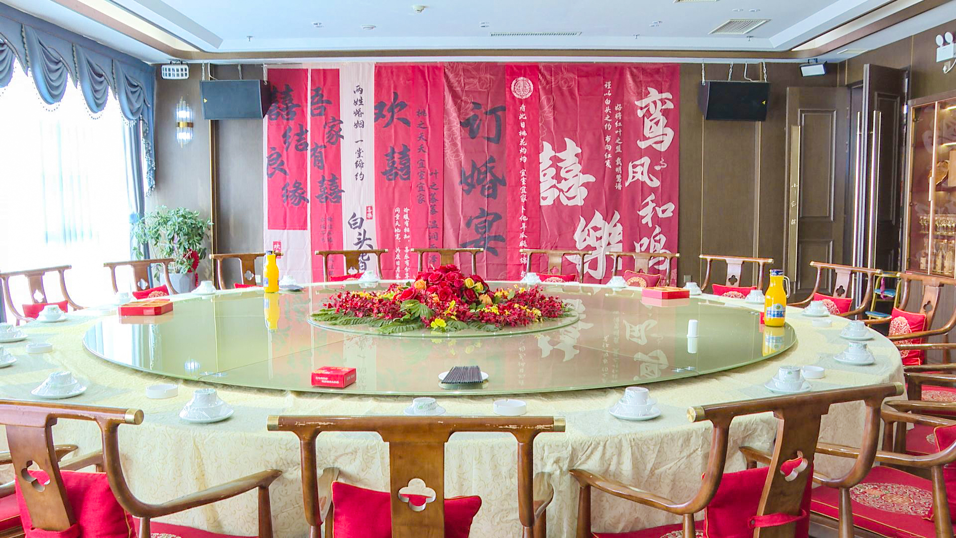 巨正餐饮：守德利民 引领杞乡餐饮新风尚 (15)1.jpg